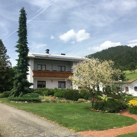Sonnwiesen Strasse 1/85 Ferndorf Bagian luar foto